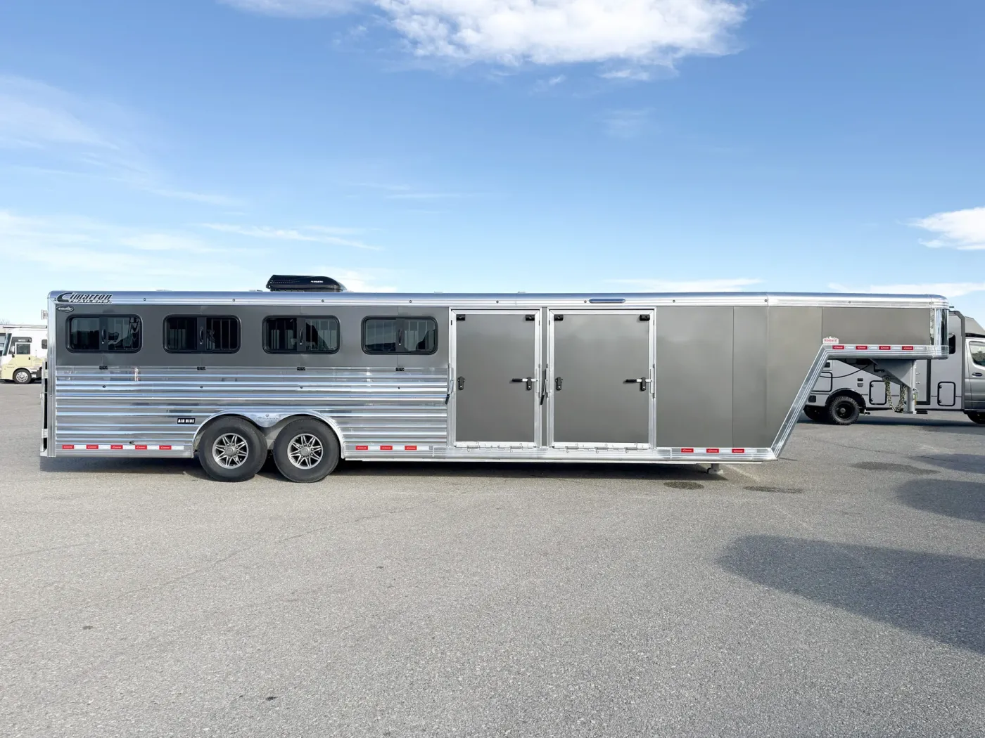 2026 Cimarron Showstar LX | Photo 3 of 22