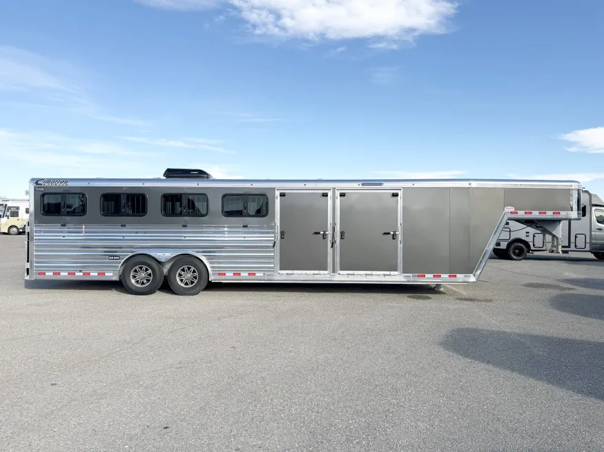 2026 Cimarron Showstar LX | Photo 3 of 22