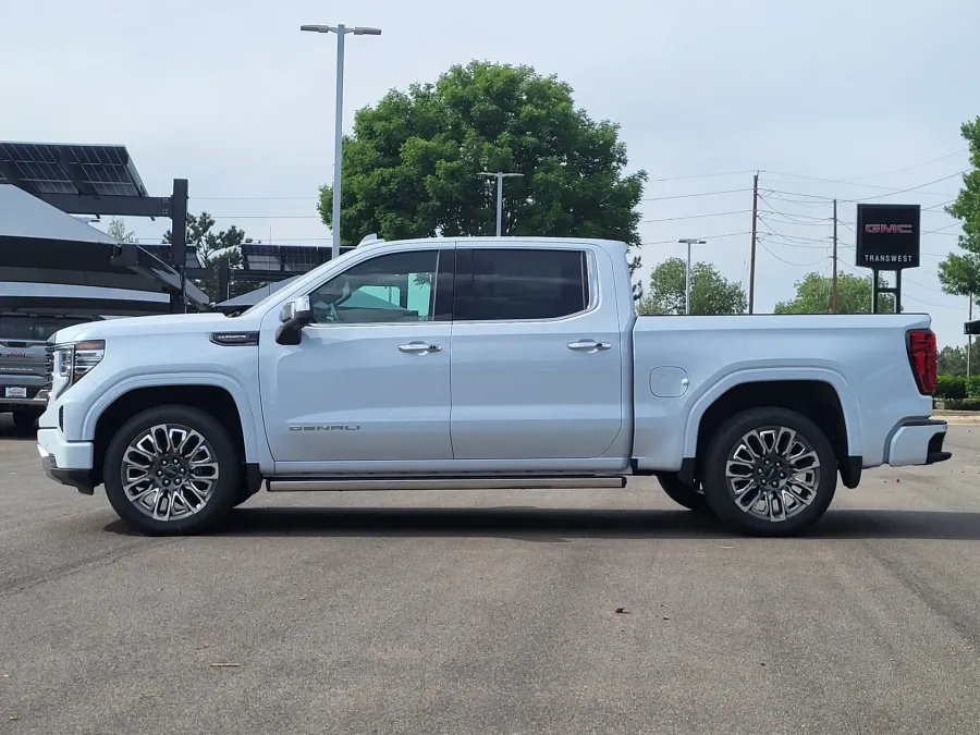 2026 GMC Sierra 1500 Denali Ultimate | Photo 3 of 26