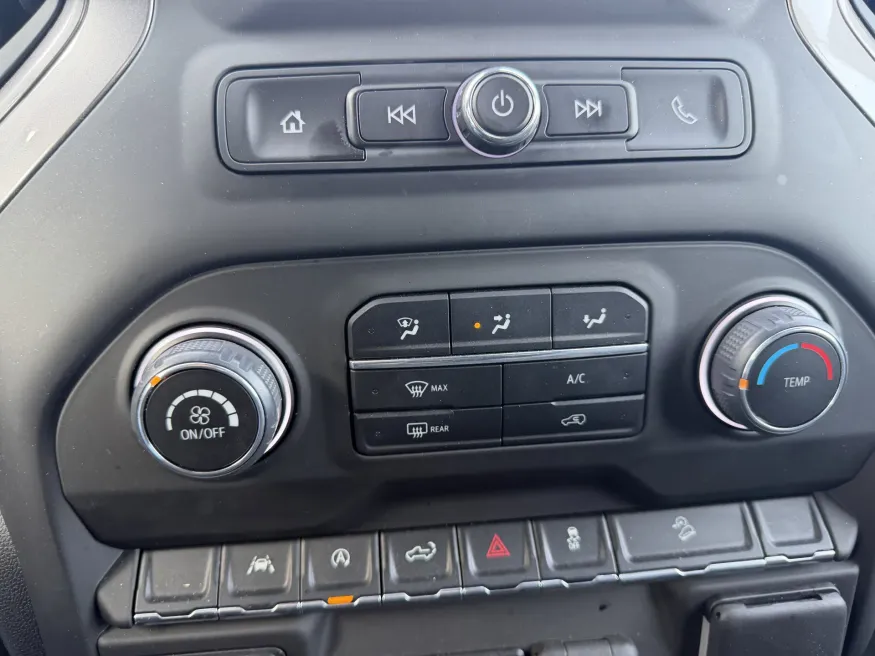 2024 Chevrolet Silverado 1500 Custom Trail Boss | Photo 18 of 21