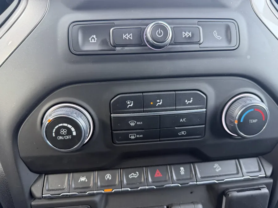 2024 Chevrolet Silverado 1500 Custom Trail Boss | Photo 18 of 21