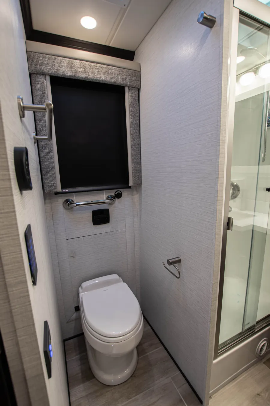 2026 Newmar Super Star 4059 | Photo 26 of 28