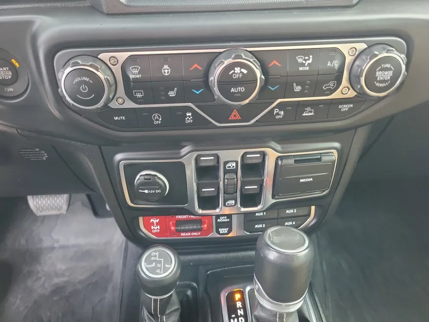 2021 Jeep Wrangler Unlimited Rubicon | Photo 17 of 24