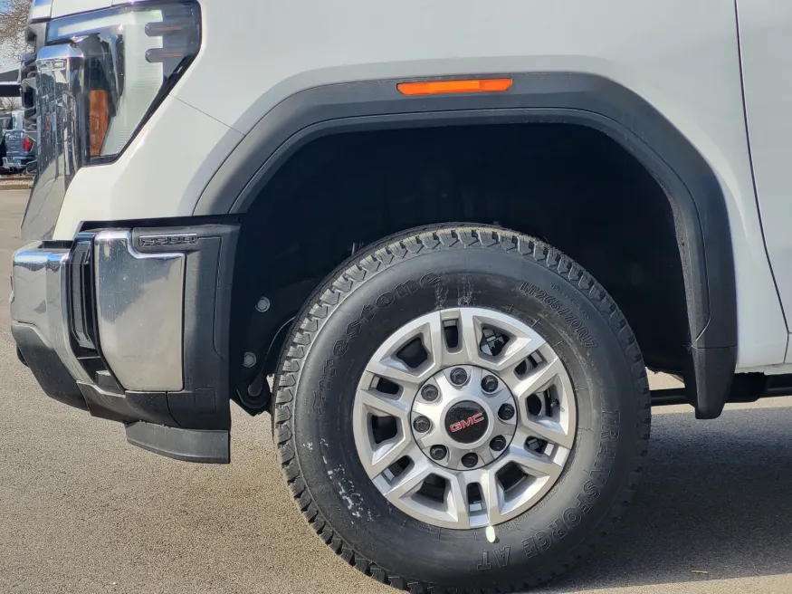 2026 GMC Sierra 2500HD Pro | Photo 8 of 24