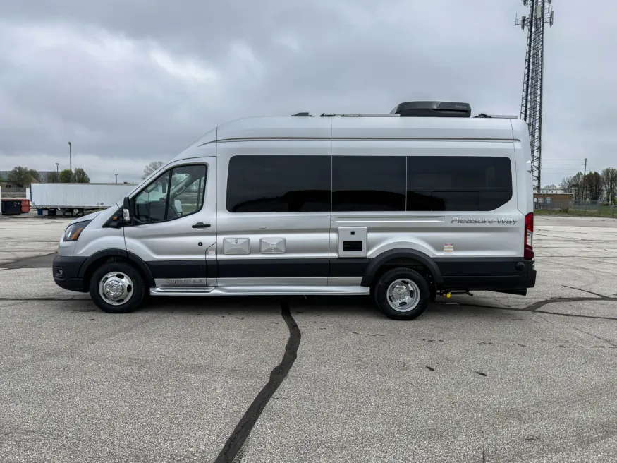 2026 Pleasure-way Ontour 2.2 AWD | Photo 1 of 21