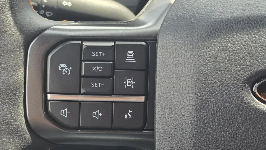 2025 Ford F-150 | Photo 7 of 30