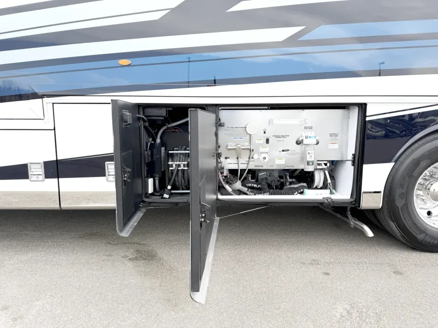 2026 Newmar Dutch Star 4325 | Photo 31 of 32