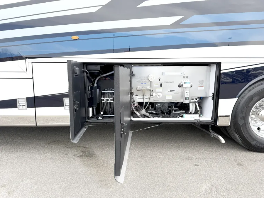 2026 Newmar Dutch Star 4325 | Photo 31 of 32