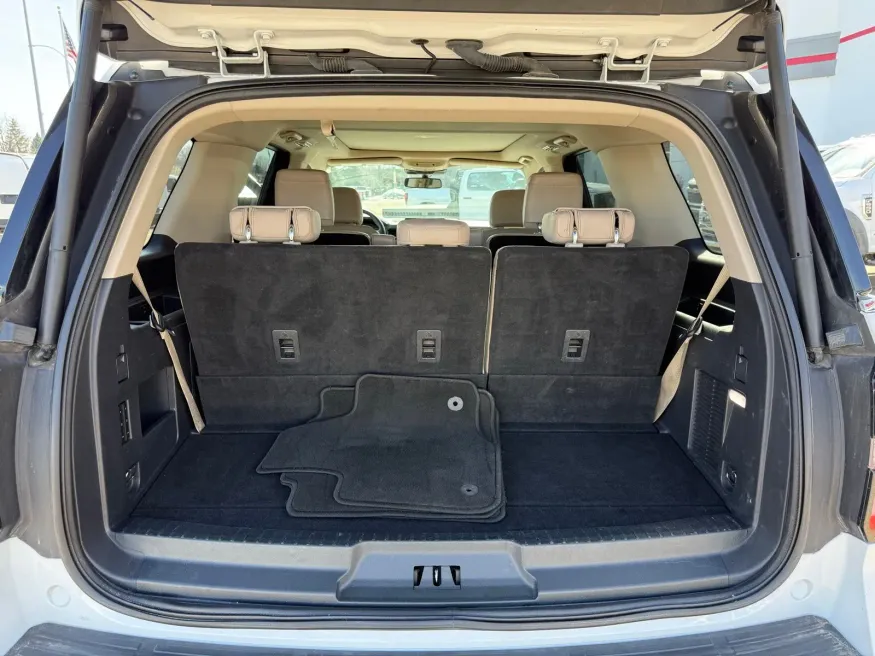 2024 Ford Expedition | Photo 10 of 22