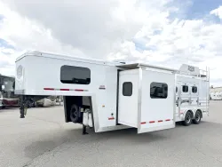 2025 Logan Coach Select 812 3HLQ | Thumbnail Photo 25 of 27