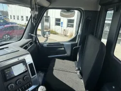 2027 Western Star 49X | Thumbnail Photo 14 of 14