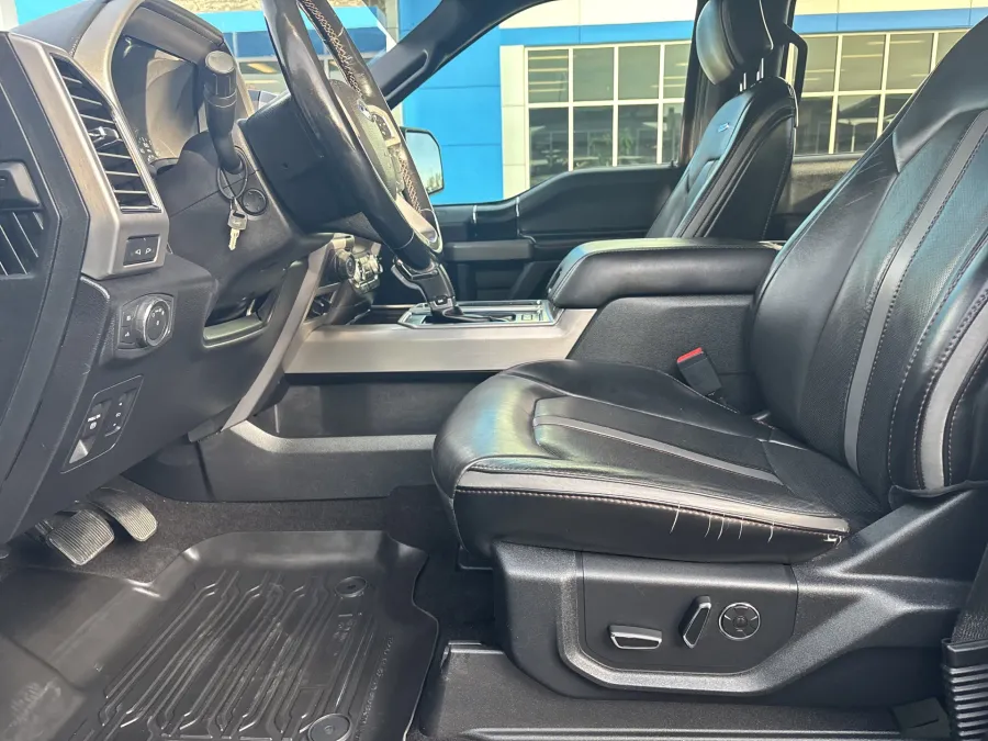 2019 Ford F-150 | Photo 14 of 22