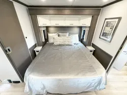 2026 Newmar Super Star 4159 | Thumbnail Photo 15 of 27