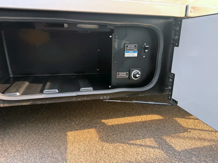 2026 Winnebago Navion 24D | Photo 18 of 24