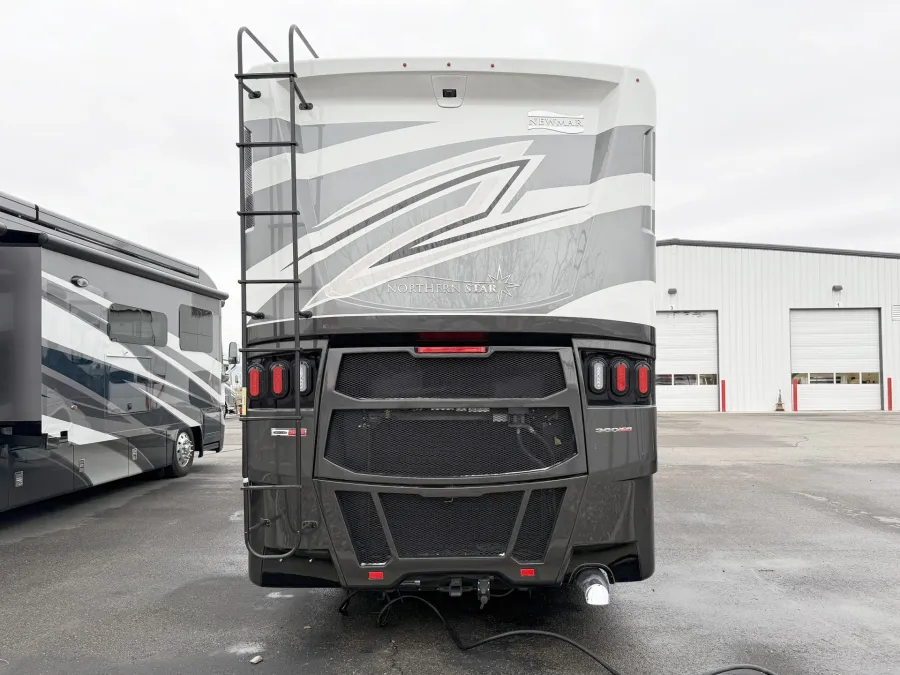 2026 Newmar Northern Star 3418 | Photo 13 of 23