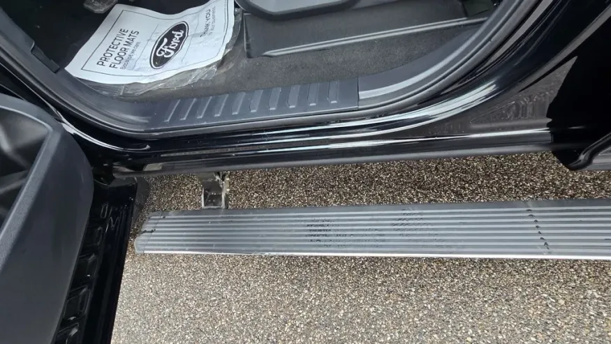 2026 Ford Super Duty F-250 | Photo 1 of 35