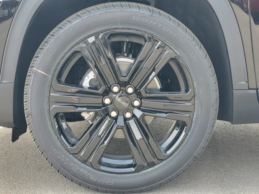2026 GMC Acadia AWD Elevation | Photo 9 of 26