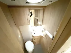 2021 Leisure Travel Van Wonder W24RL | Thumbnail Photo 13 of 23