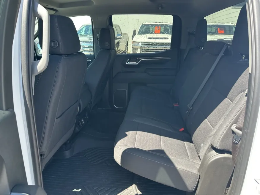 2023 Chevrolet Silverado 1500 RST | Photo 10 of 14