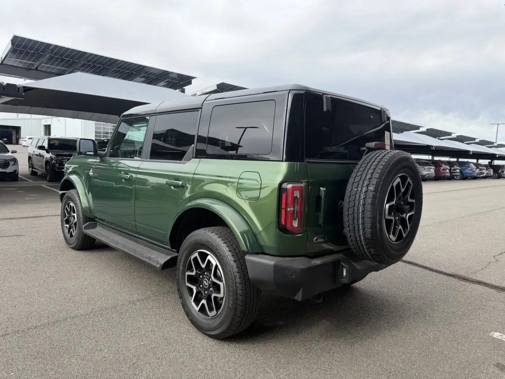 2025 Ford Bronco Outer Banks 4x4's photo