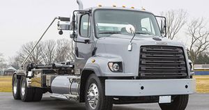 Front of a Freightliner 114 SD