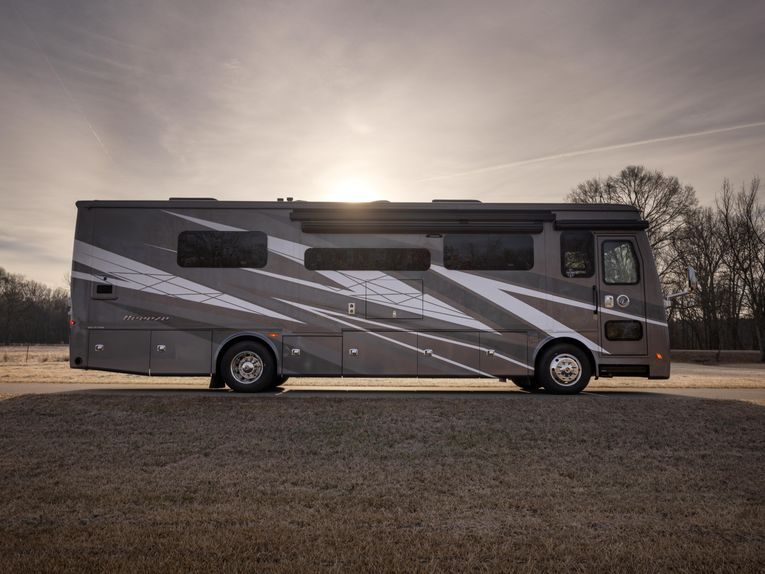 Outside image of the 2025 Tiffin Allegro Breeze showing how long it is