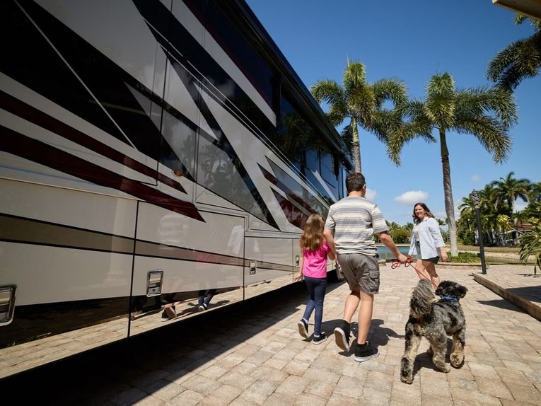 Image of a family outside the 2027 Dutch Star 
