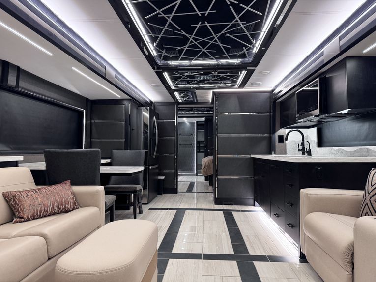 2027 Tiffin Zephyr interior