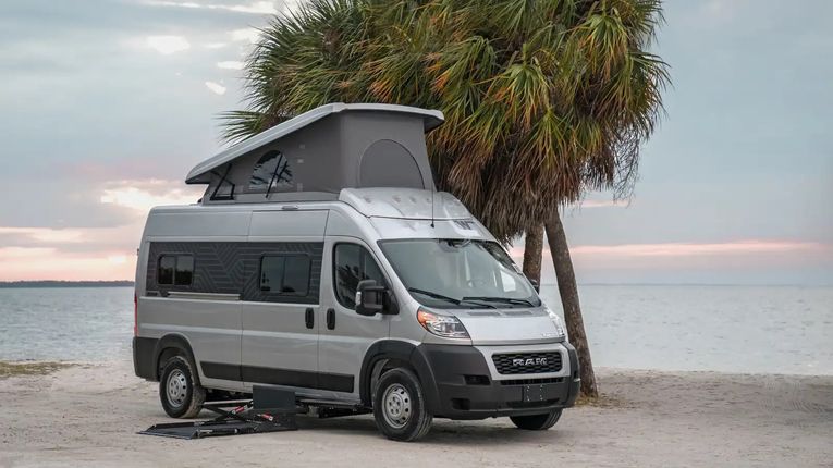 2025 Winnebago Roam