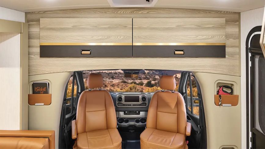 2026 Winnebago Navion