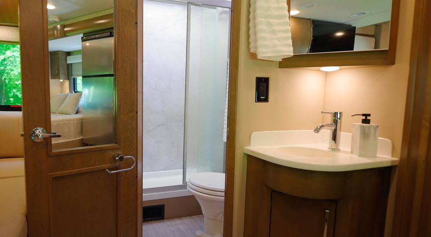 Inside image of the bathroom inside the 2025 Renegade Vienna