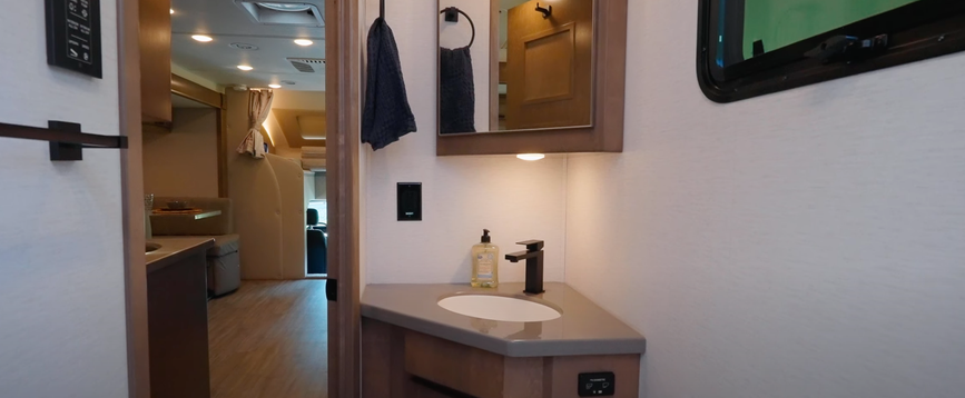 2025 Renegade Veracruz interior image showing the bathroom