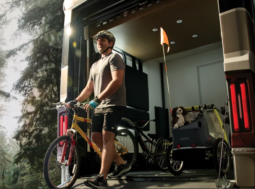 The Canyon Star&#039;s garage