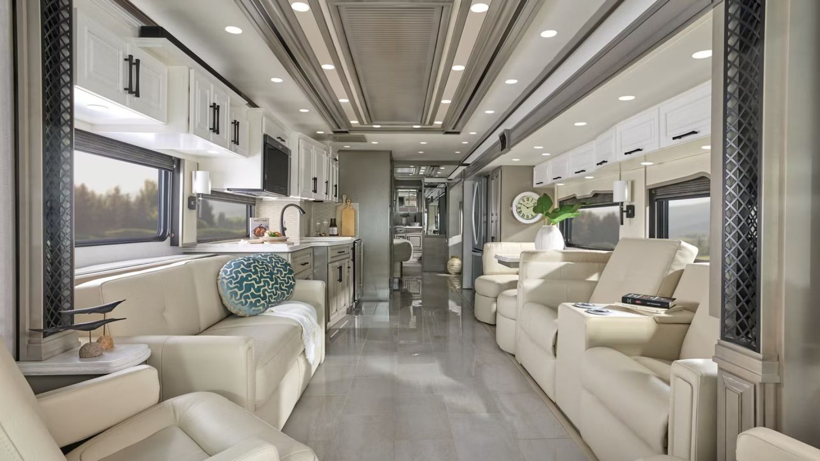 Front to back interior of the 2026 Newmar London Aire