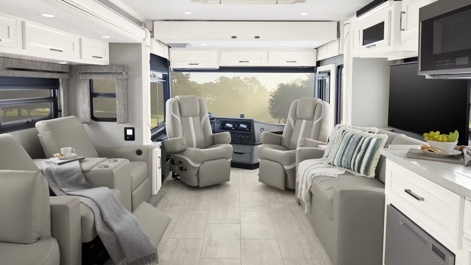 Back to front view inside the Ventana