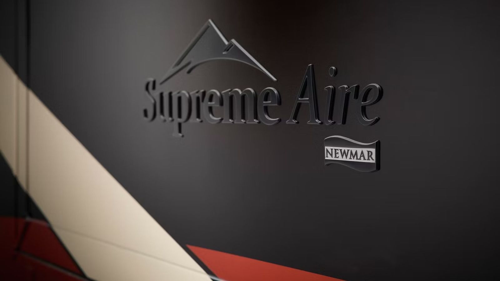 Close Supreme Aire siding and branding