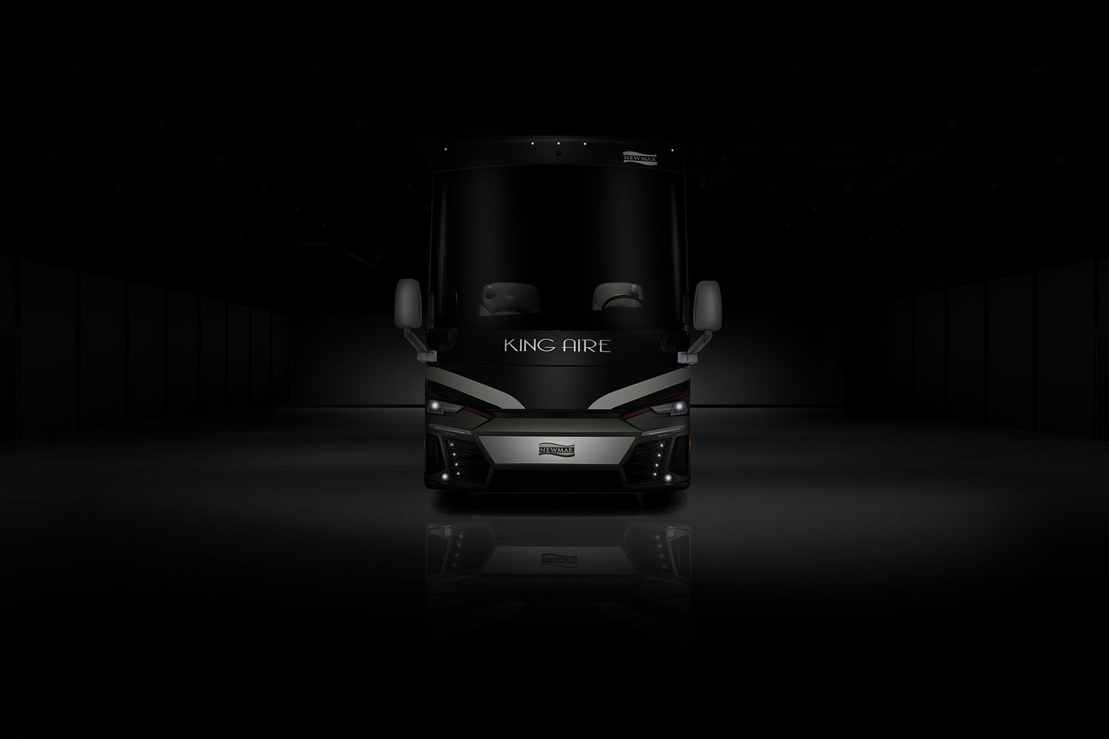 A front view of the 2025 Newmar King Aire