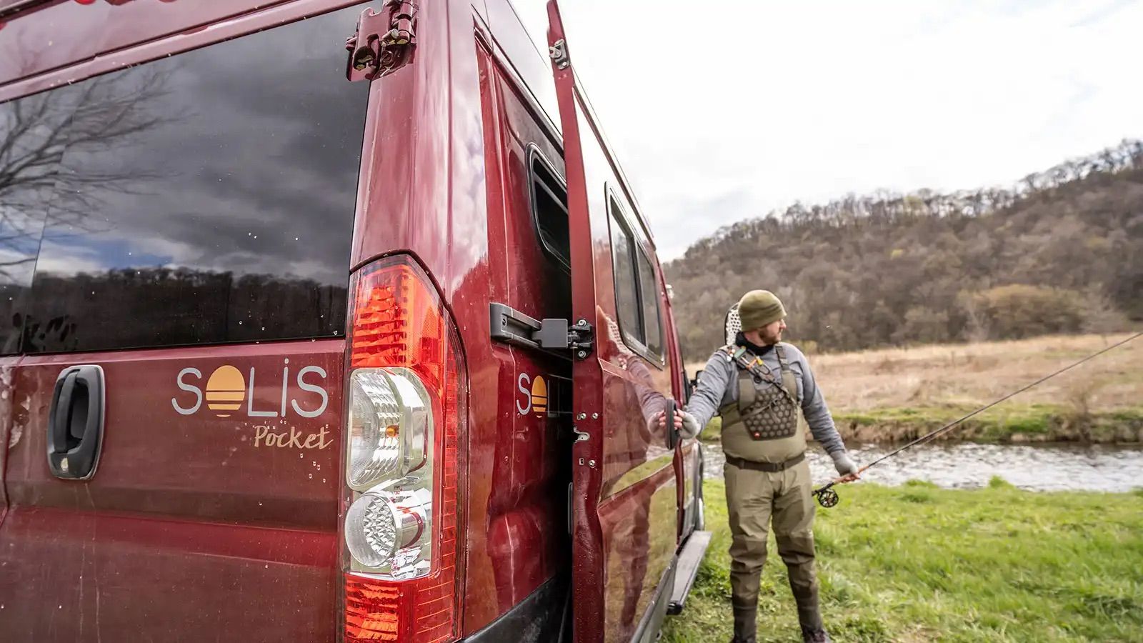 Fisherman outside the Solis Pocket on a cloudy day