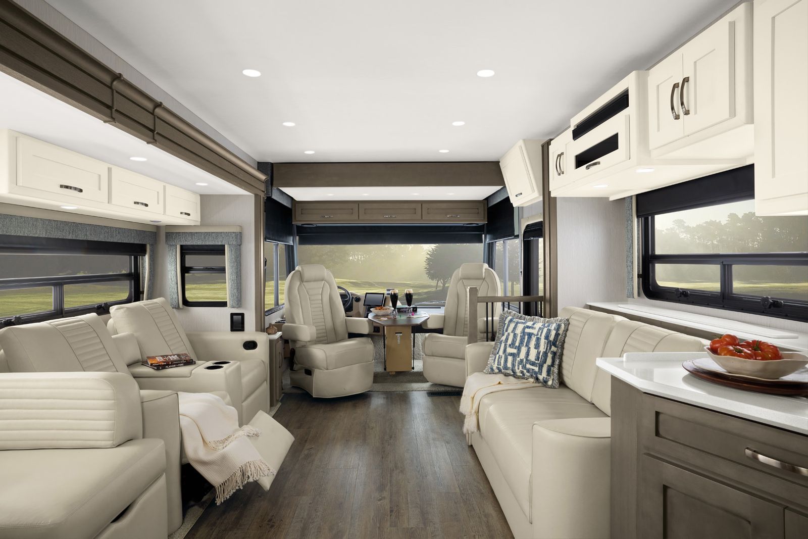 Interior of the 2025 Newmar Bay Star