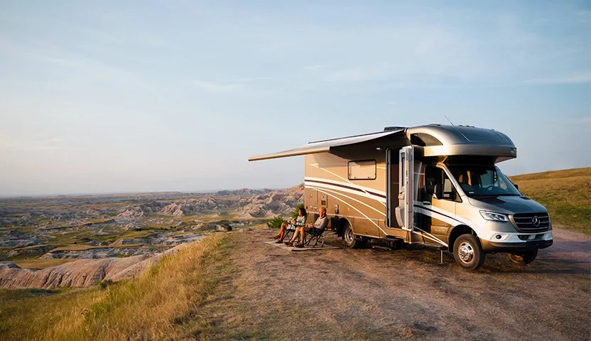 2025 Winnebago Navion