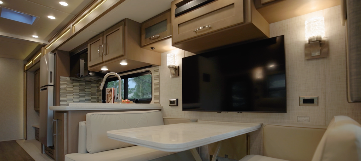 2026 Canyon Star dinette area
