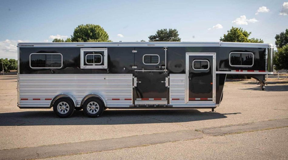 Gooseneck Horse Trailers Shop New & Used Transwest